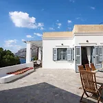 Semini Holiday home *